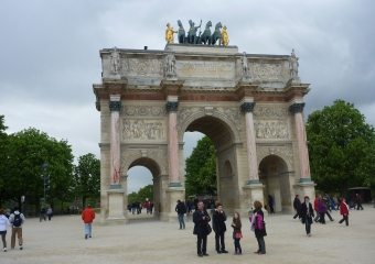 Arc de Triomphe_smaller_P1010765